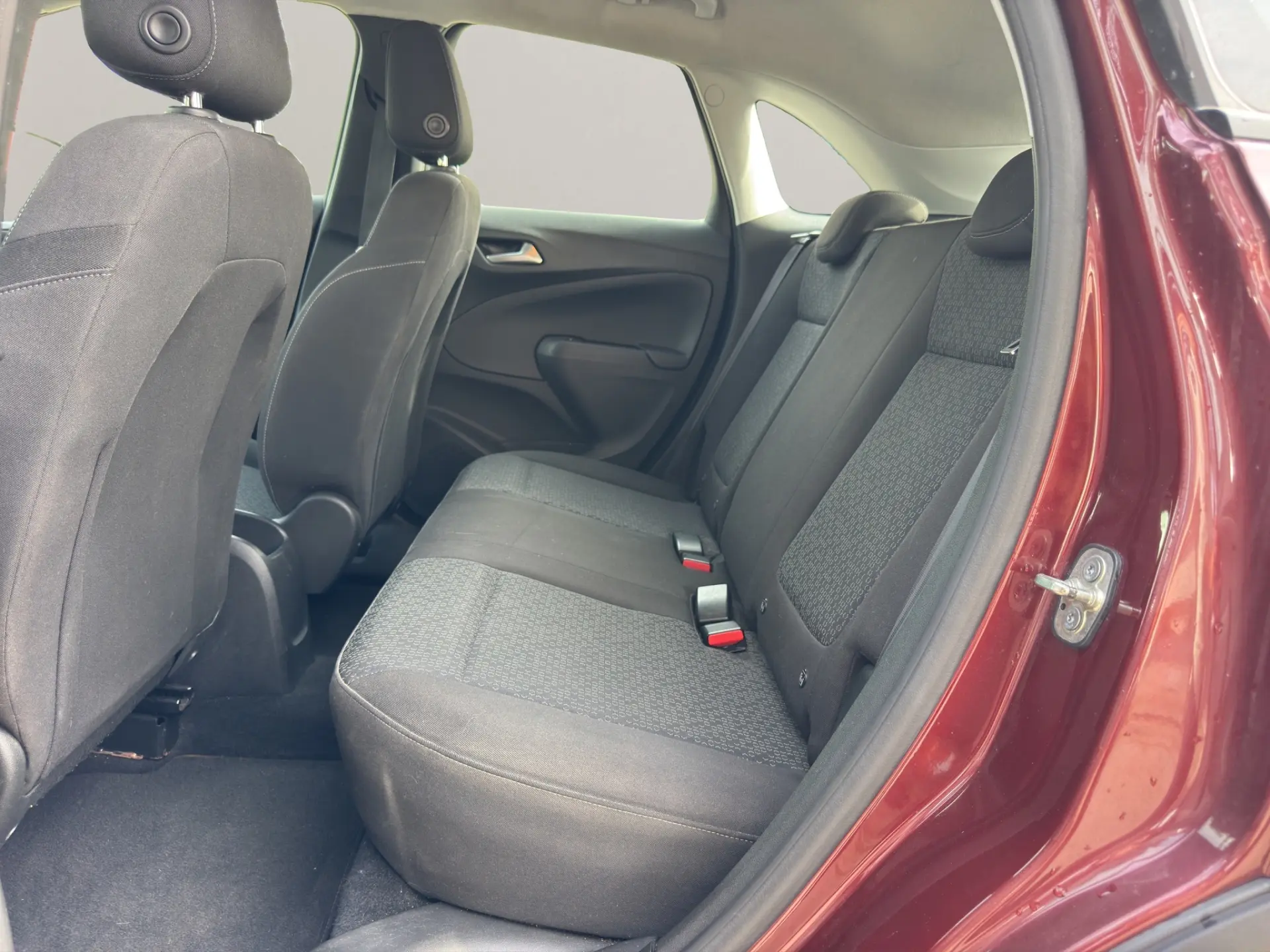 Opel Crossland X 1.2 T Edition 13