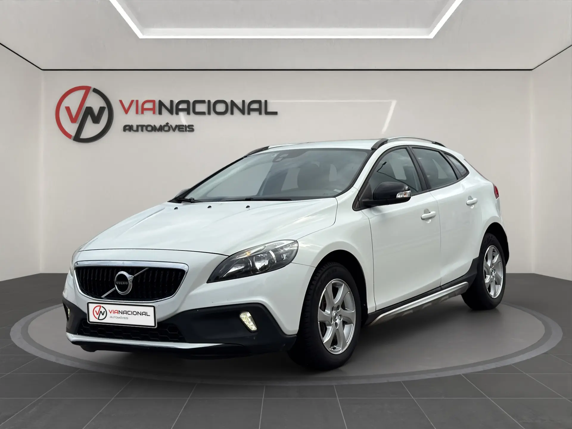 Volvo V40 Cross Country 2.0 D2 3