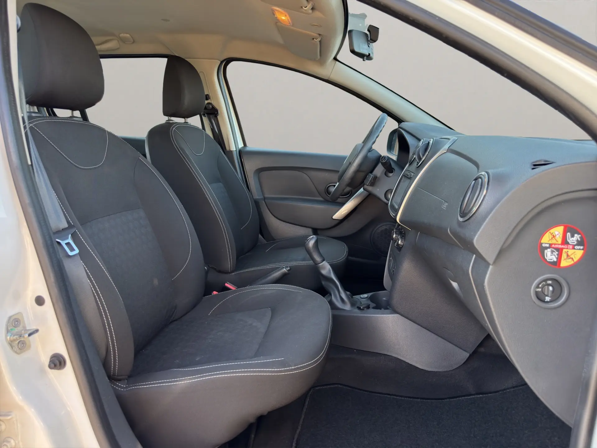 Dacia Logan MCV 0.9 TCe Comfort Bi-Fuel 17
