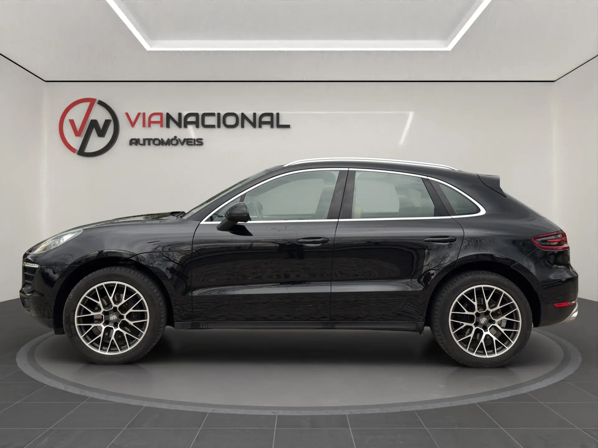 Porsche Macan PDK 4