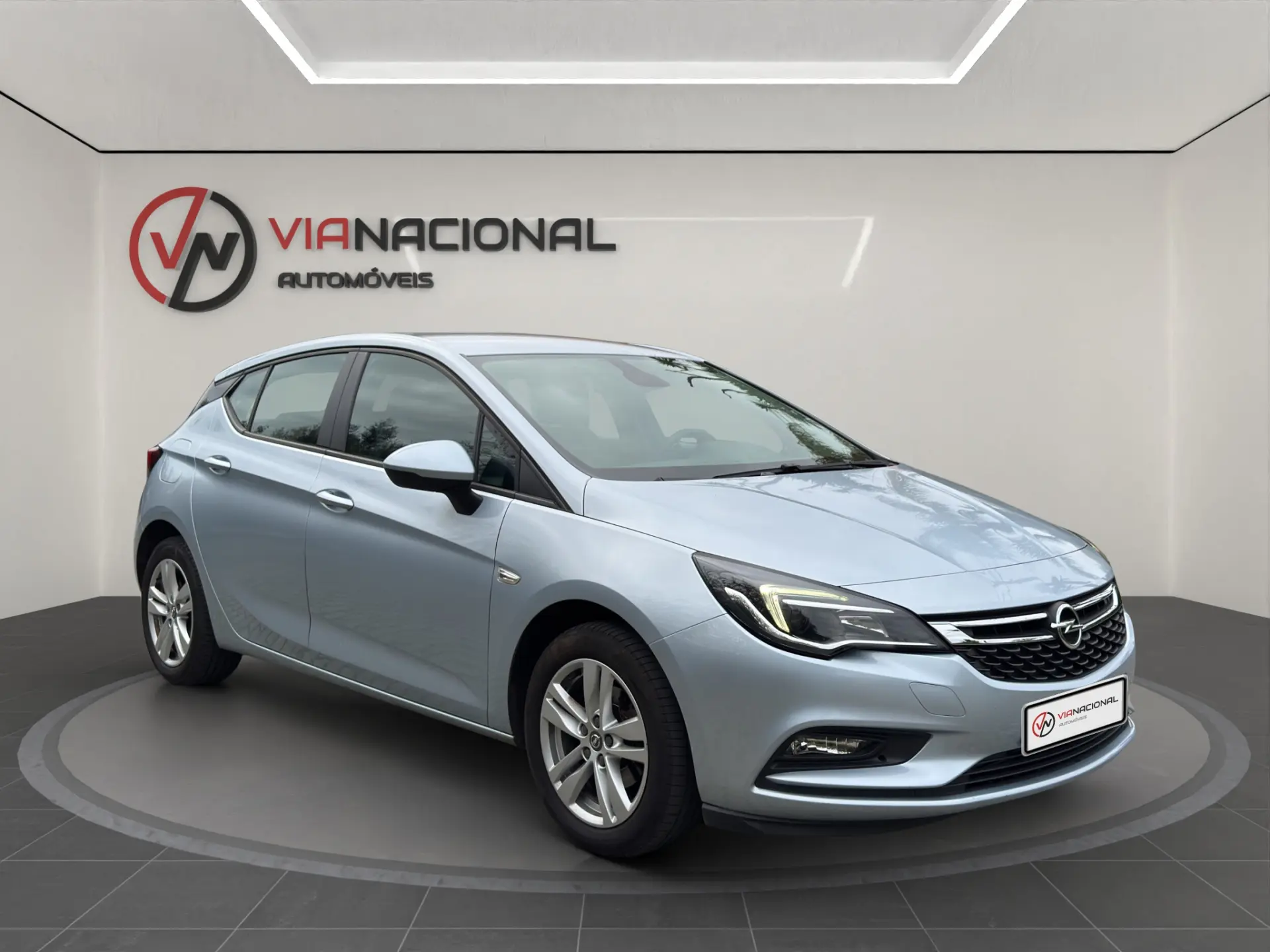 Opel Astra 1.0 Dynamic S/S 1