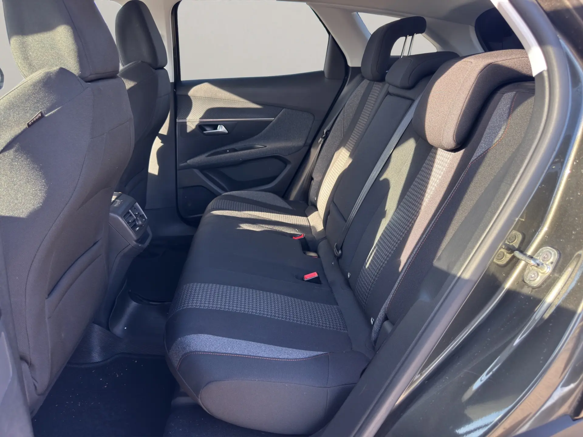Peugeot 3008 1.5 BlueHDi Active Pack 9