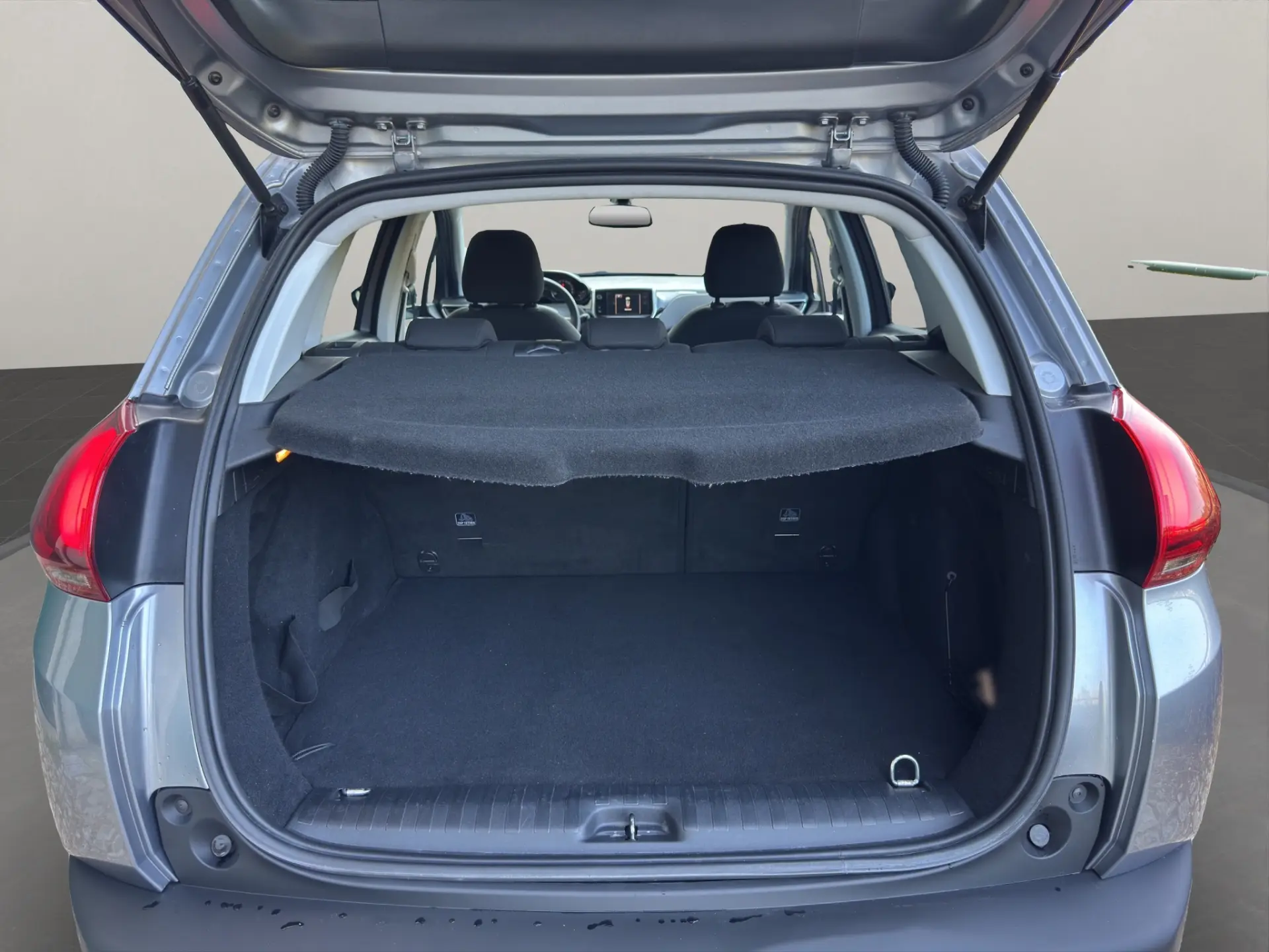 Peugeot 2008 1.2 PureTech Style 21