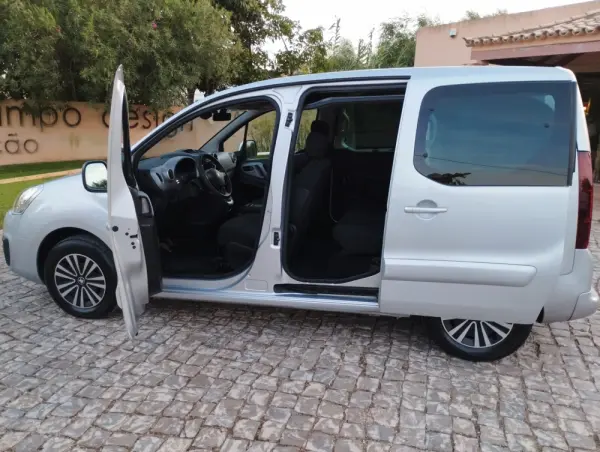 Peugeot Partner 6