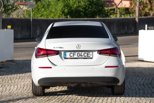 Mercedes-Benz A 250 Limousine e 8G-DCT Style 11