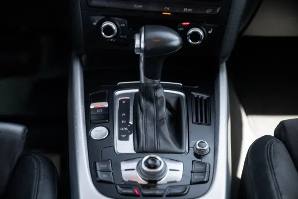 Audi Q5 40 TDI quattro S-line S-tronic 34