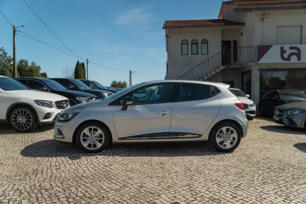 Renault Clio 1.5 dCi Limited EDition 3