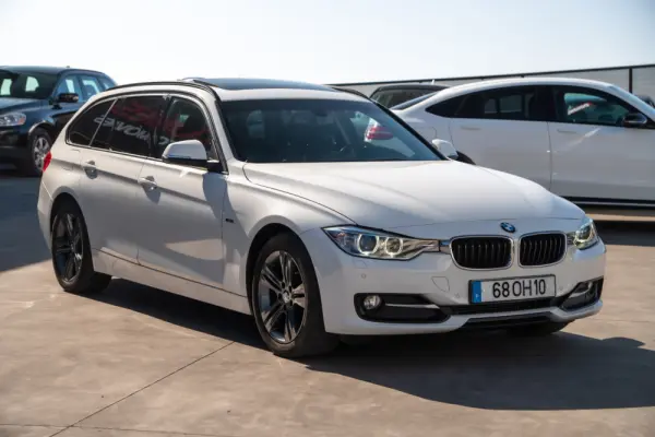BMW 320 d Auto Line Sport 12
