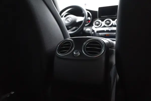 Mercedes-Benz GLC 250 d Coupé AMG Line 4-Matic 32