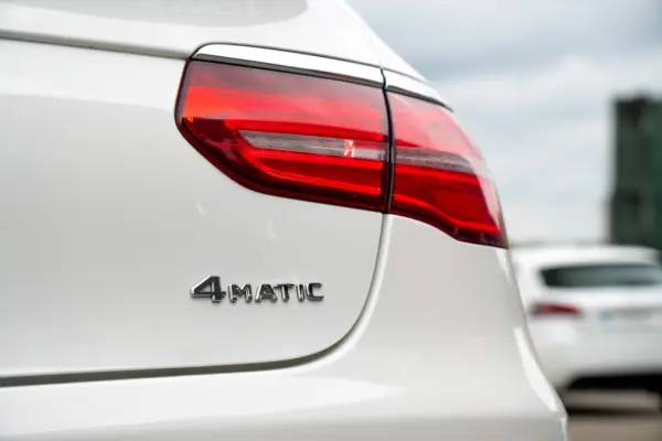 Mercedes-Benz GLC 250 d Coupé AMG Line 4-Matic 14