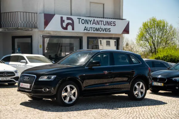 Audi Q5 40 TDI quattro S-line S-tronic 1