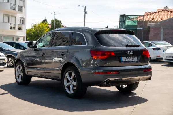 Audi Q7 3.0 TDI DPF quattro tiptronic 8