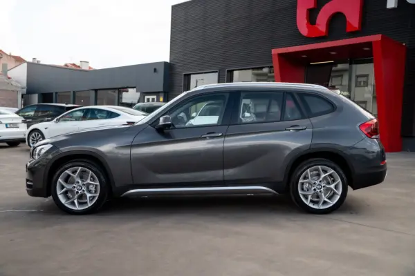 BMW X1 16 d sDrive 6