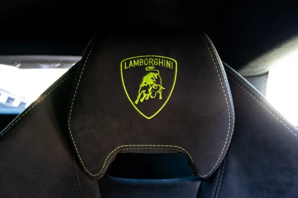 Lamborghini Huracán 5.2 V10 LP Performance 21