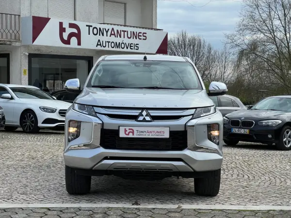 Mitsubishi L200 2.3 DI-D Strakar Space Cab Intense 4WD 3