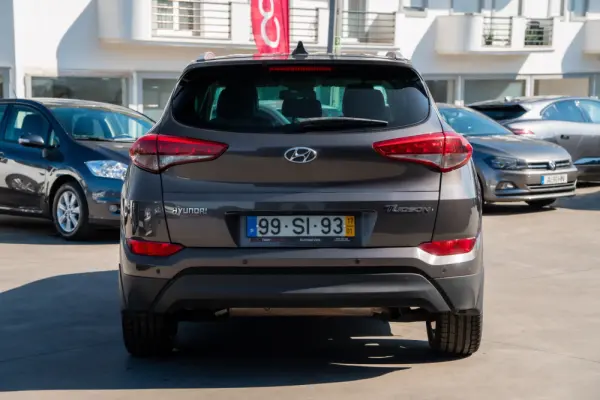 Hyundai Tucson 1.7 CRDi Creative 8