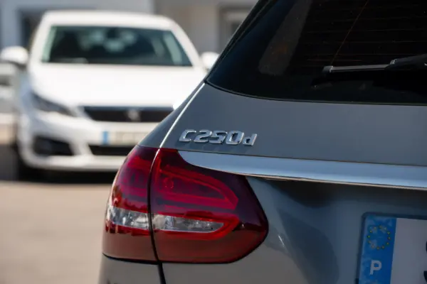 Mercedes-Benz C 250 d 4Matic Station 9G-TRONIC Avantgarde 11