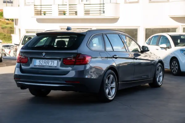 BMW 318 d Line Modern 4