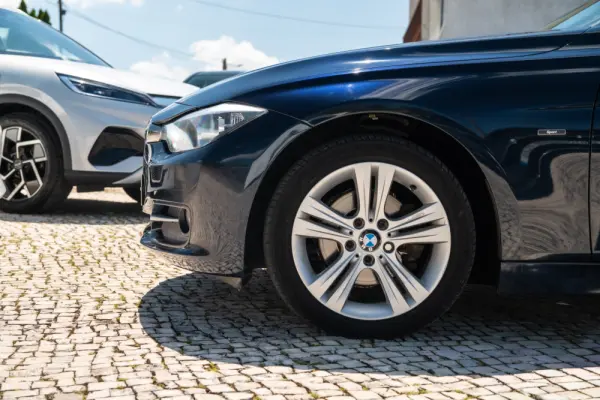 BMW 318 d Blue Performance Sport Line 15