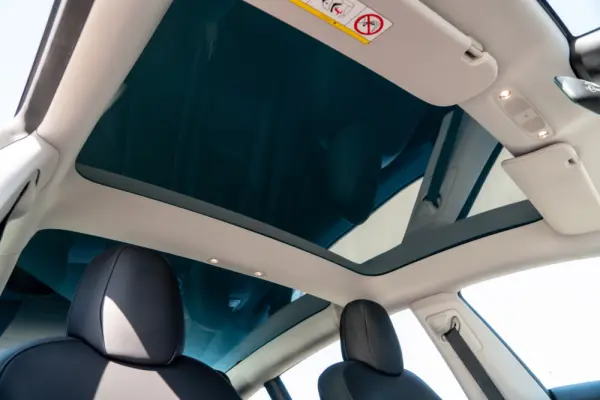 Tesla Model 3 Long Range RWD 17