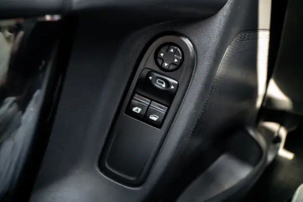 Citroen C3 1.2 PureTech Feel 19