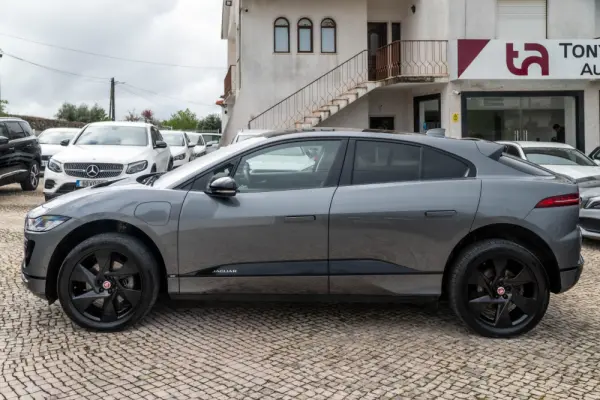 Jaguar I-Pace EV400 AWD SE 6
