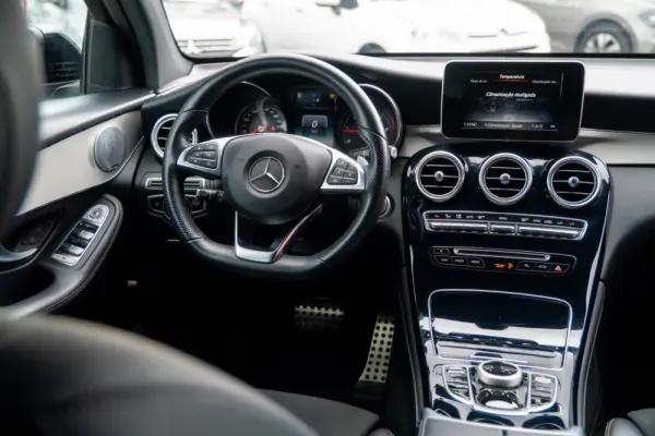 Mercedes-Benz GLC 250 d Coupé AMG Line 4-Matic 33