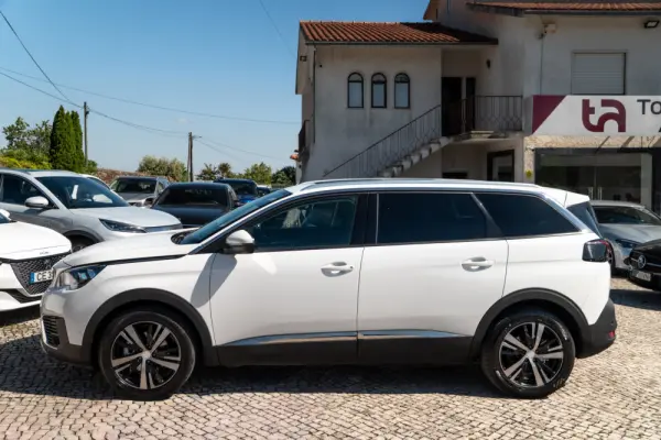 Peugeot 5008 1.5 BlueHDi Allure Pack 31