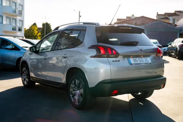 Peugeot 2008 1.6 BlueHDi Access 10