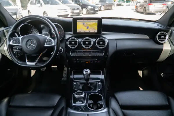 Mercedes-Benz C 200 (BlueTEC) d Station AMG Line 5