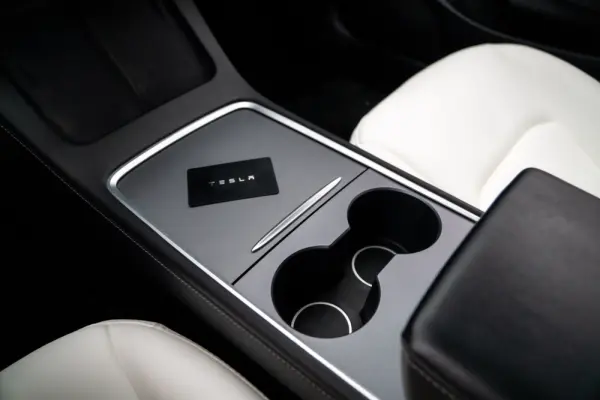 Tesla Model 3 Standard Range Plus RWD 13