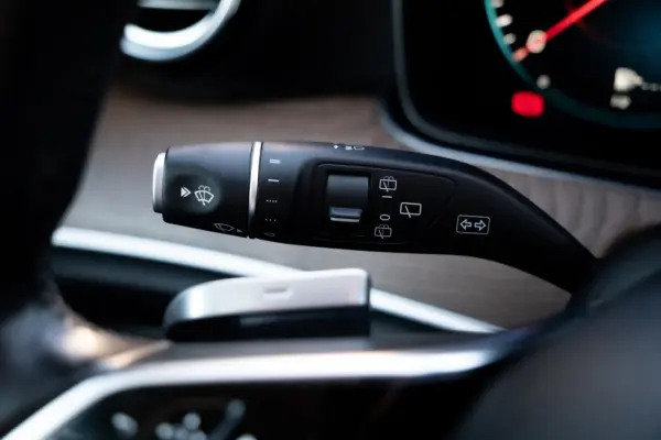 Mercedes-Benz E 300 de 9G-TRONIC AMG Line 19