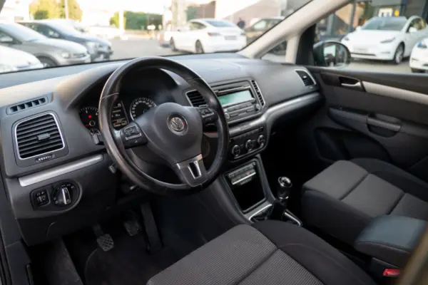 Volkswagen Sharan 2.0 TDI Confortline 11