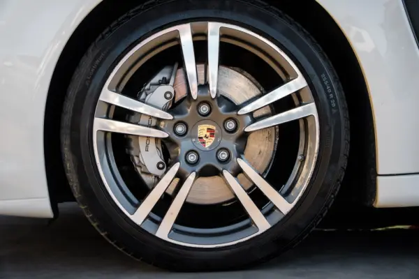 Porsche Panamera 4S PDK 14