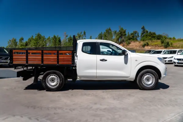 Nissan Navara 2.5 dCi CD LE 7