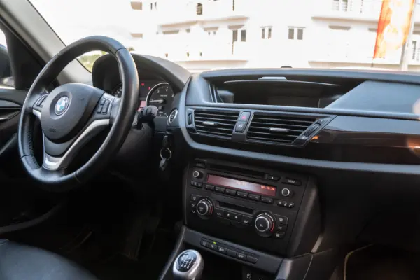 BMW X1 16 d sDrive 11