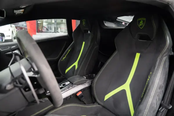 Lamborghini Huracán 5.2 V10 LP Performance 35