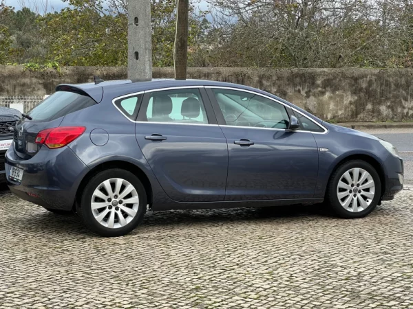 Opel Astra 1.7 CDTi Edition 4