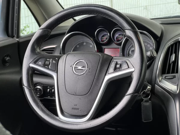 Opel Astra 1.7 CDTi Edition 13