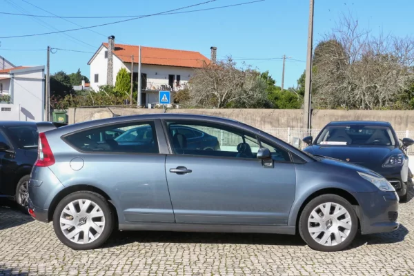 Citroën C4 1.6 HDi 110 VTR 5