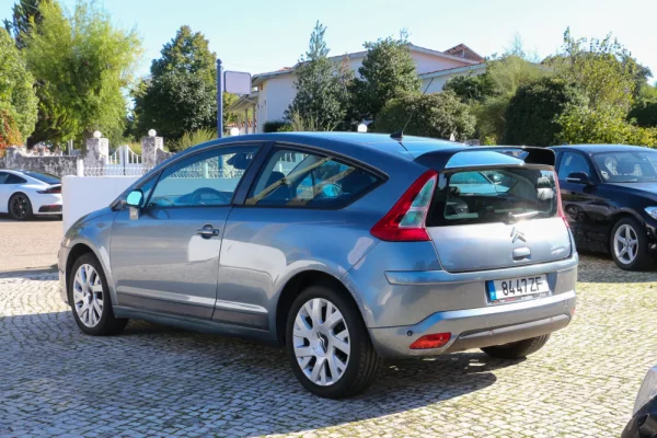 Citroën C4 1.6 HDi 110 VTR 9