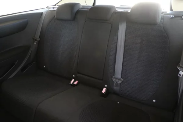 Citroën C4 1.6 HDi 110 VTR 15