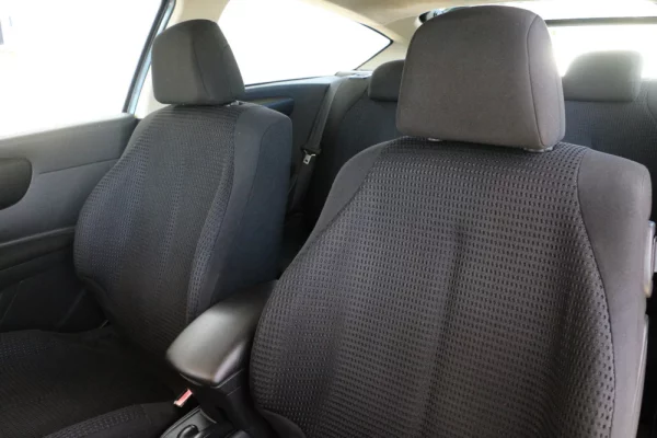 Citroën C4 1.6 HDi 110 VTR 23