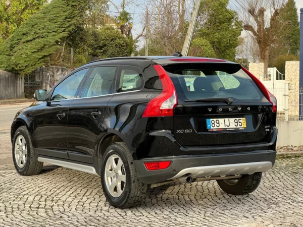 Volvo XC 60 2.4 D Drive Momentum 4