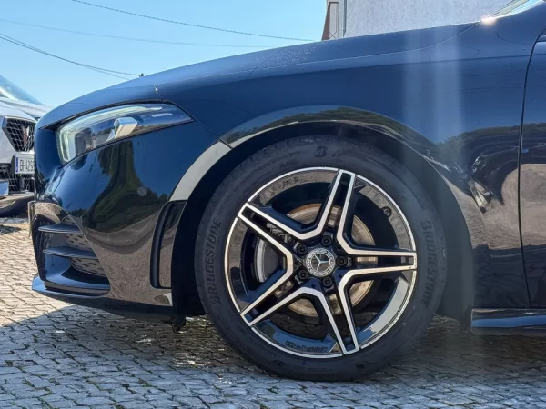 Mercedes-Benz A 180 Limousine d AMG Line Aut. 9