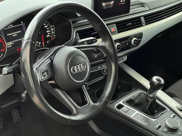 Audi A4 Avant 2.0 TDI Business Line 4