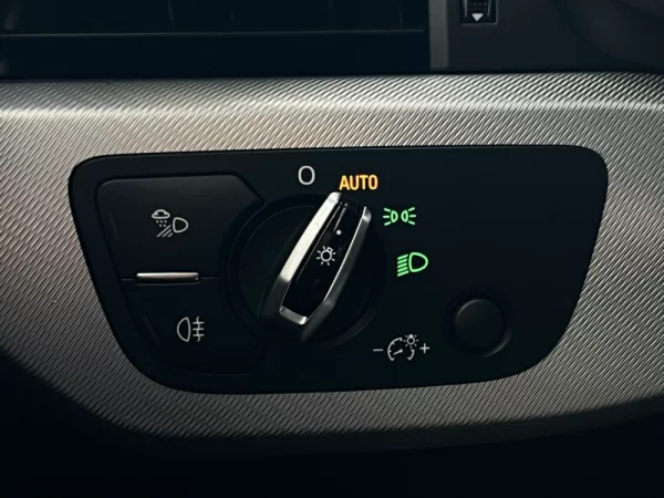 Audi A4 Avant 2.0 TDI Business Line 25