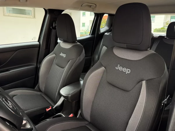 Jeep Renegade 1.0 T Limited 16