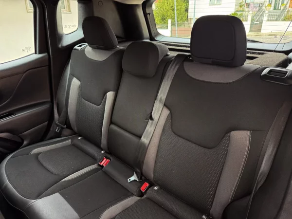 Jeep Renegade 1.0 T Limited 18