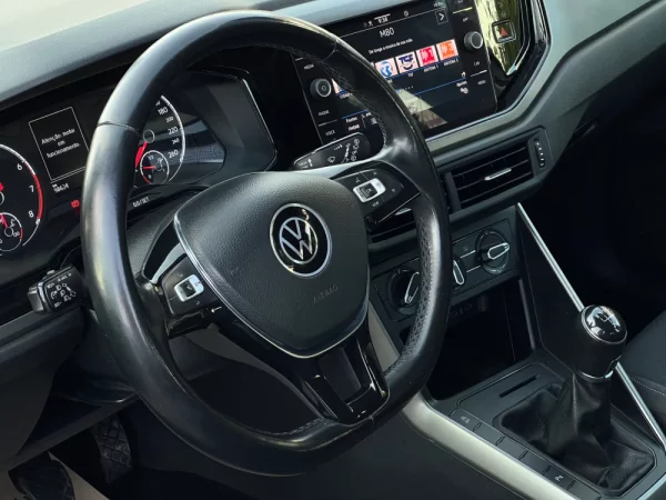Volkswagen Polo 1.0 TSI Confortline 4